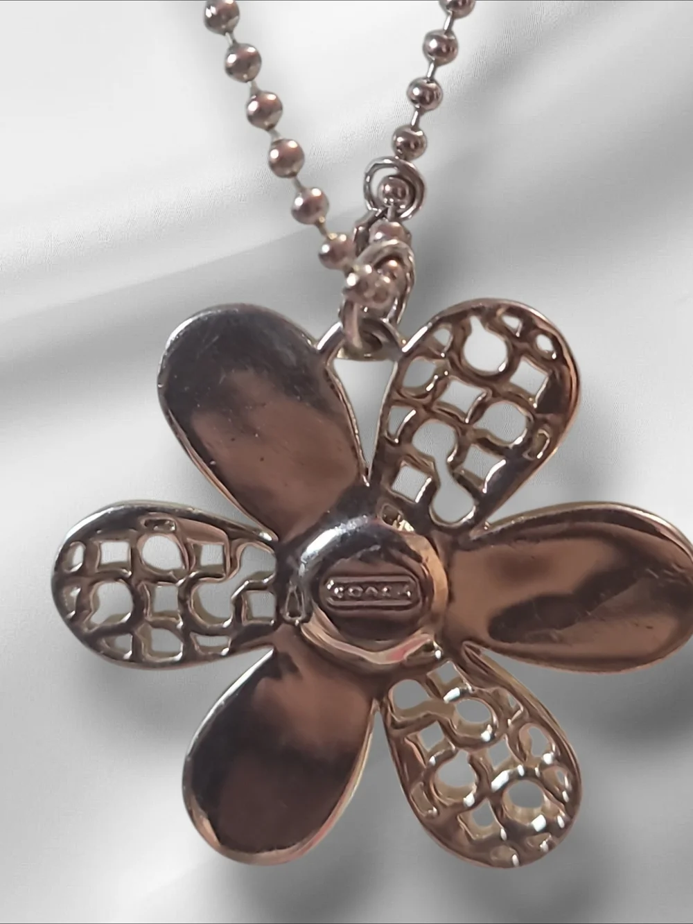 COACH Daisy Long Necklace, Gold Tone Vintage